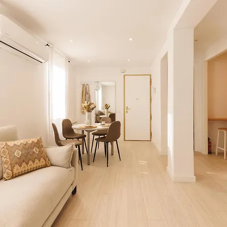 Bravissimo Jaume I Penthouse Apartment *